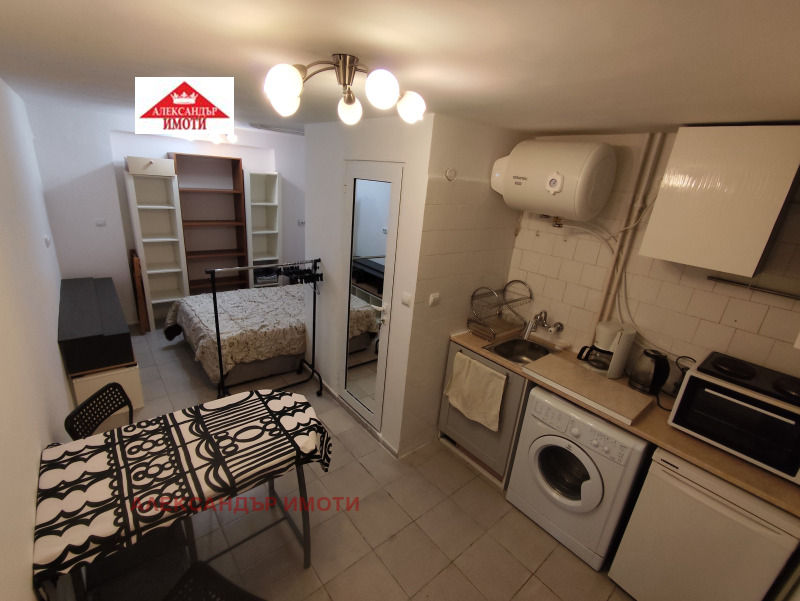 Дава под наем 1-СТАЕН, гр. София, Света Троица