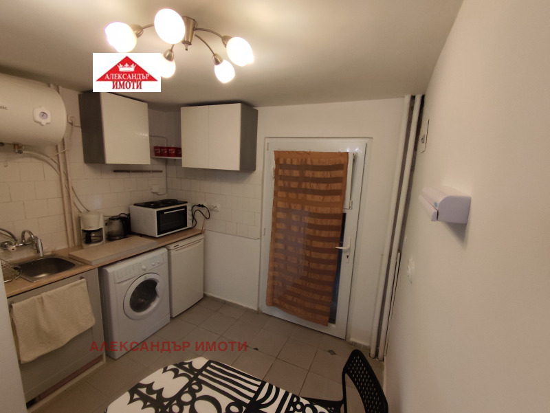 Дава под наем 1-СТАЕН, гр. София, Света Троица, снимка 10 - Апартаменти - 53179284