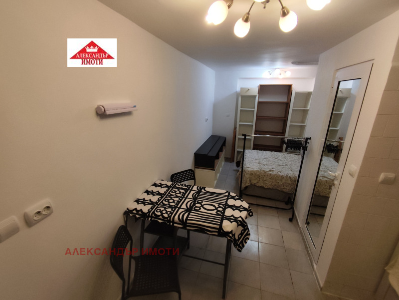 Дава под наем 1-СТАЕН, гр. София, Света Троица, снимка 14 - Апартаменти - 53179284