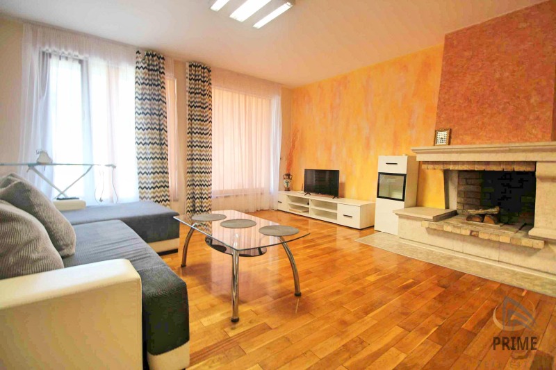 Zu vermieten  1 Schlafzimmer Burgas , Zentar , 65 qm | 49828653 - Bild [2]