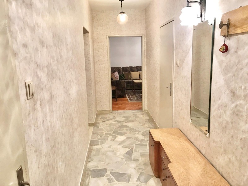 Дава под наем 3-СТАЕН, гр. София, Гоце Делчев, снимка 9 - Апартаменти - 52809619