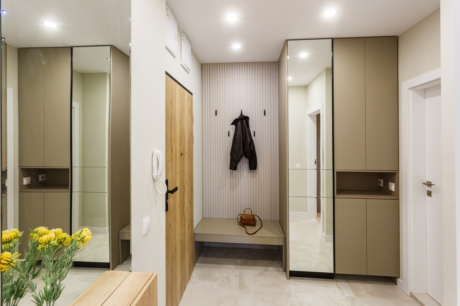 Дава под наем 2-СТАЕН, гр. София, Дружба 2, снимка 12 - Апартаменти - 54353191