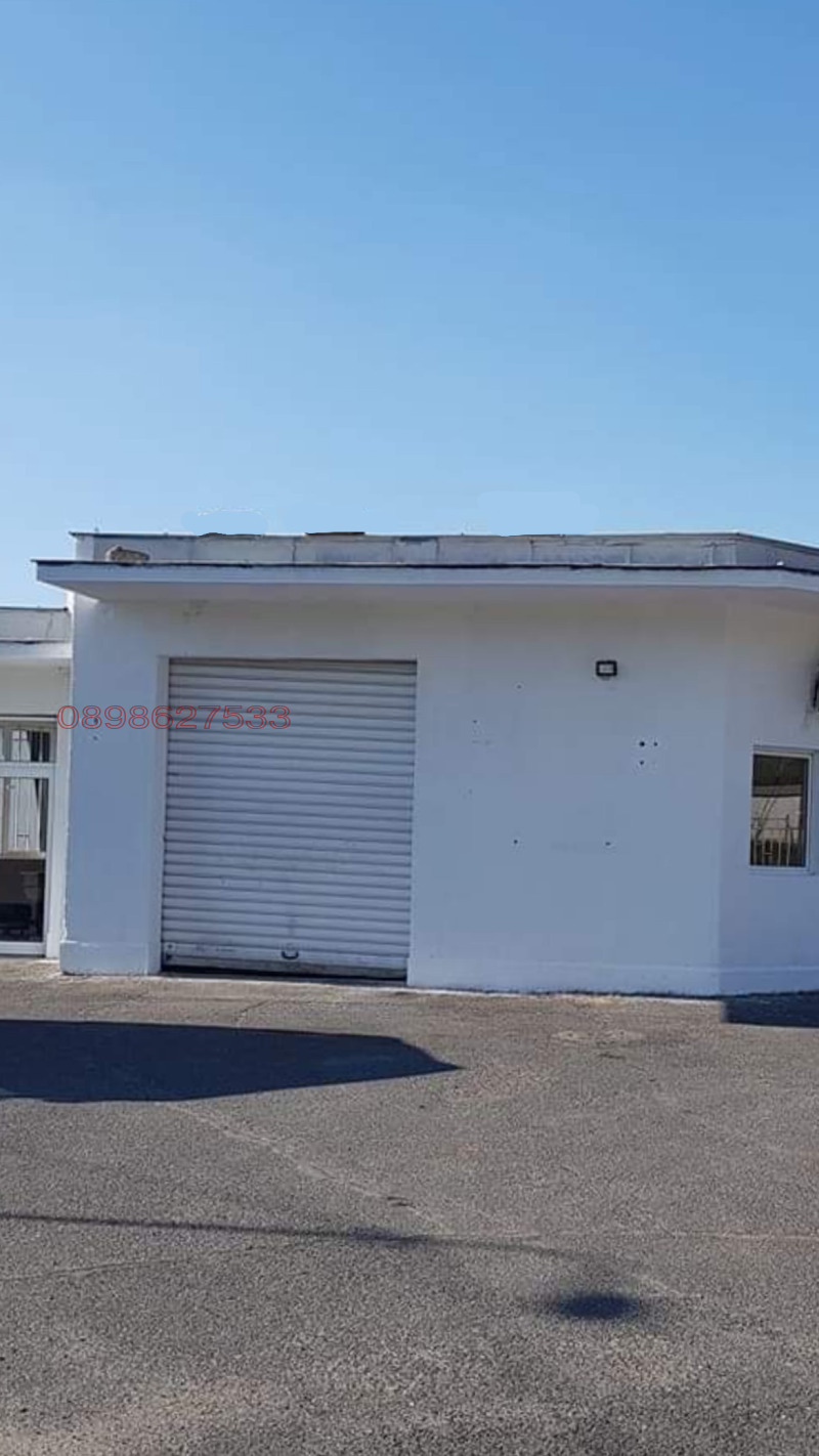 Дава под Наем ГАРАЖ в област Кърджали, гр. Момчилград - 30 кв.м / 150 € » 293.37 лв.