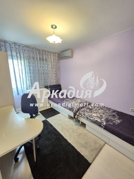 Kiadó  2 hálószobás Plovdiv , Karsijaka , 120 négyzetméter | 54003803 - kép [9]