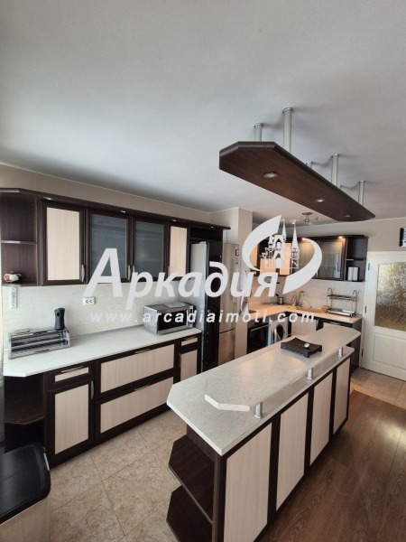 Kiadó  2 hálószobás Plovdiv , Karsijaka , 120 négyzetméter | 54003803 - kép [3]