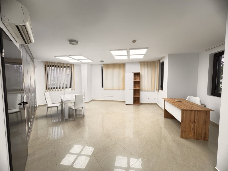 Zu vermieten  Büro Burgas , Zentar , 70 qm | 45175389 - Bild [2]