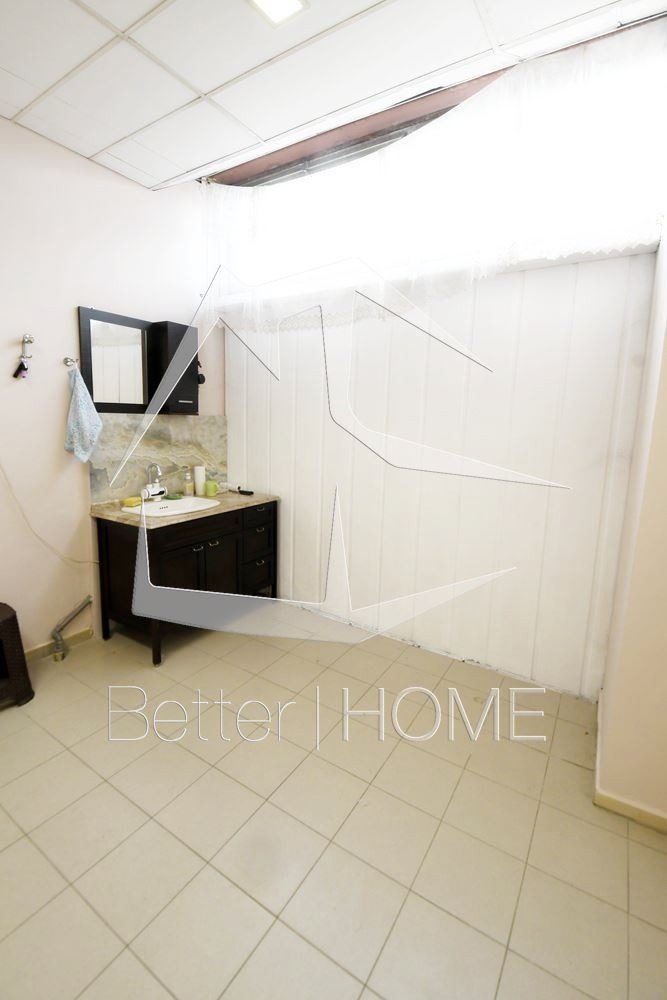 Vuokrattavana  Myymälä Sofia , Mladost 2 , 26 neliömetriä | 99432174 - kuva [3]