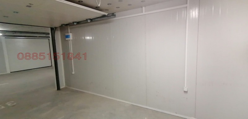 Дава под наем ГАРАЖ, ПАРКОМЯСТО, гр. София, Малинова долина, снимка 2 - Гаражи и паркоместа - 53591632