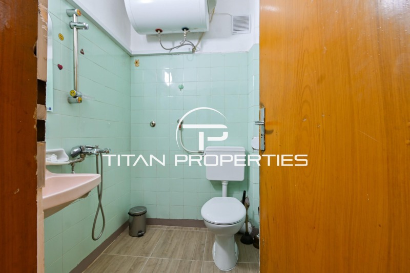 För uthyrning  1 sovrum Sofia , Centar , 70 kvm | 63944344 - bild [10]