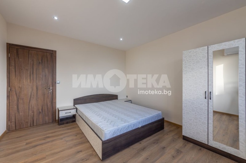 Дава под наем МНОГОСТАЕН, гр. Варна, Левски 1, снимка 4 - Апартаменти - 53083558