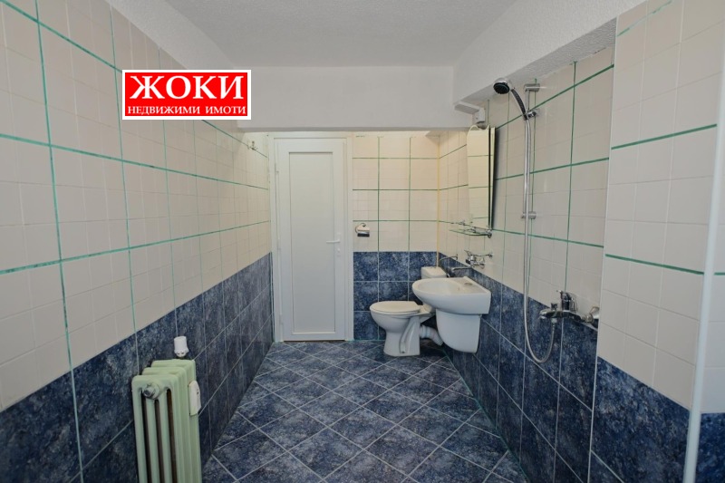 Дава под наем  Мезонет град Перник , Център , 103 кв.м | 71405404 - изображение [17]