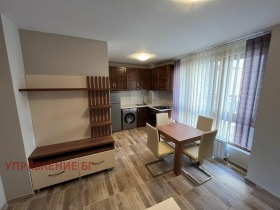 1 quarto Bakston, Sofia 1