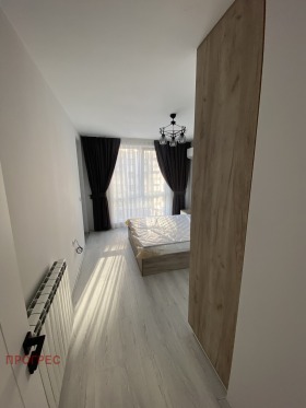 1 chambre Hristo Smirnenski, Plovdiv 8