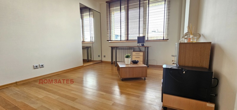 Дава под наем 3-СТАЕН, гр. София, Бъкстон, снимка 10 - Апартаменти - 53172389