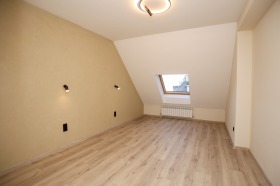 ���� ��� ���� 3-����� | Imot.bg � ����� ������ 8