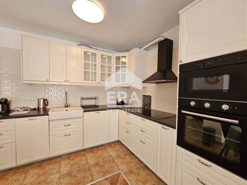 Дава под наем 3-СТАЕН, гр. Варна, Цветен квартал