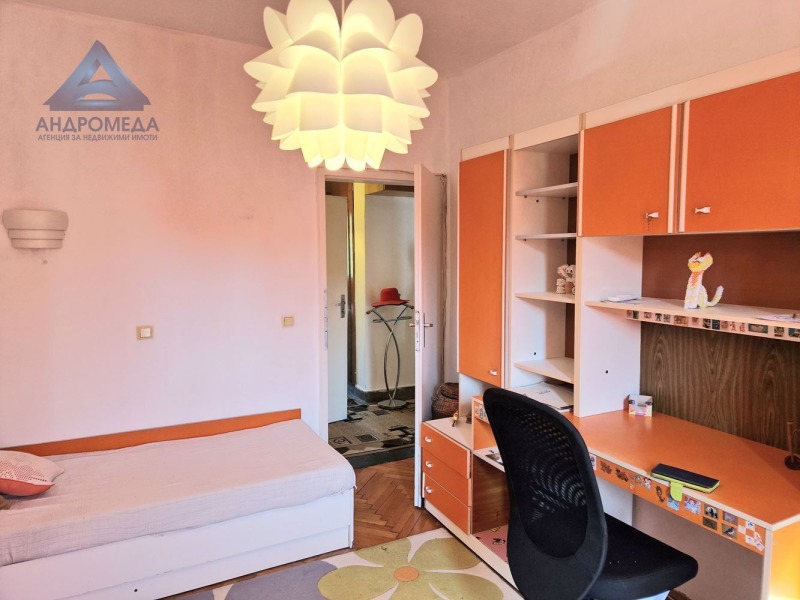 De inchiriat  2 dormitoare Pleven , Idealen țentâr , 99 mp | 37490229 - imagine [7]