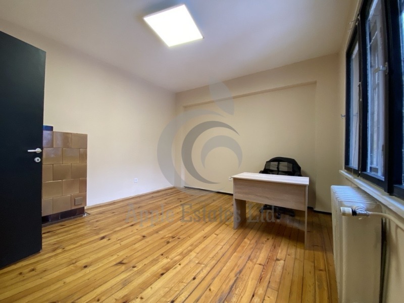 Дава под наем ОФИС, гр. София, Център