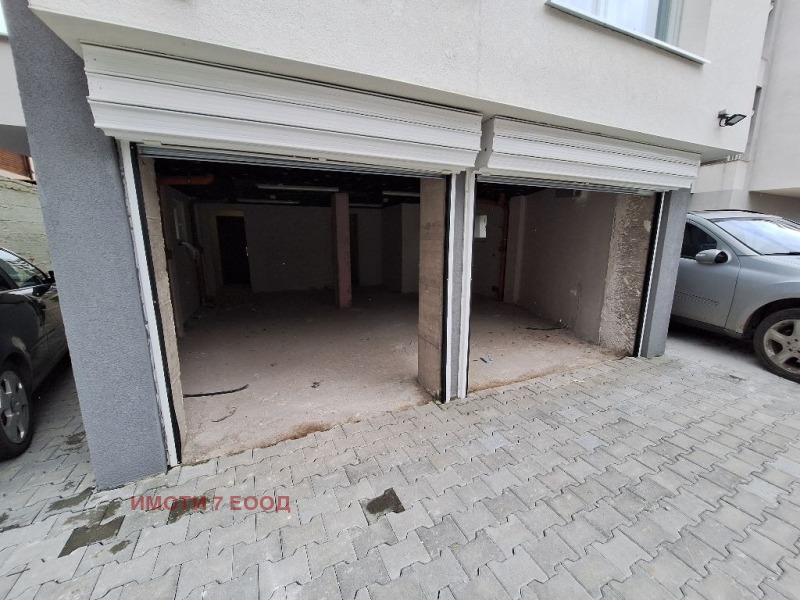 Дава под наем ГАРАЖ, ПАРКОМЯСТО, гр. София, Кръстова вада