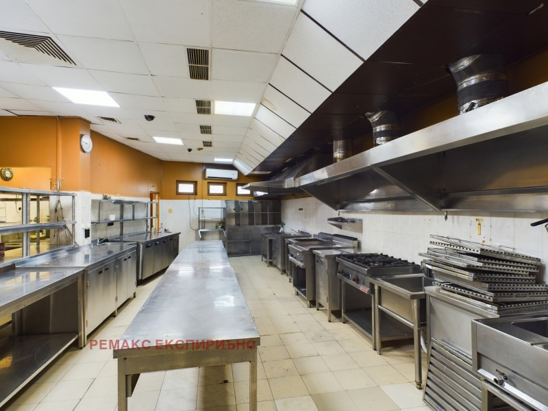 Kiralık  Bar; Kahve dükkanı bölge Blagoevgrad , Sandanski , 650 metrekare | 49891646 - görüntü [14]