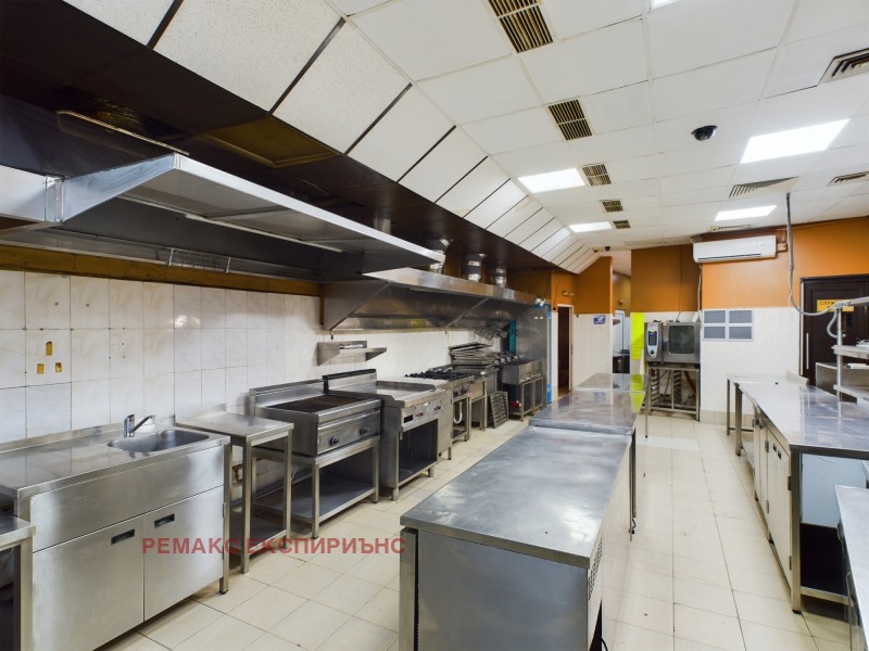 Kiralık  Bar; Kahve dükkanı bölge Blagoevgrad , Sandanski , 650 metrekare | 49891646 - görüntü [15]