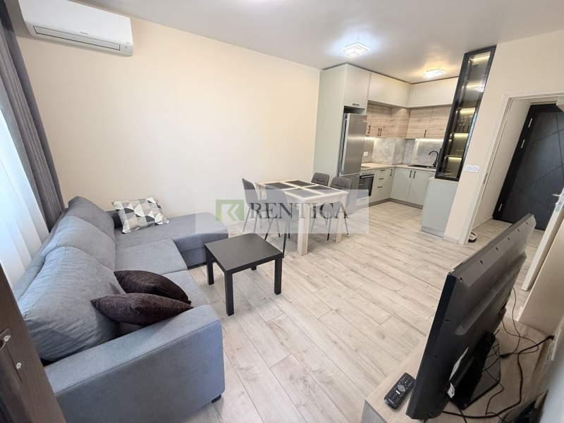 En renta  1 dormitorio Varna , Pobeda , 60 metros cuadrados | 44006051