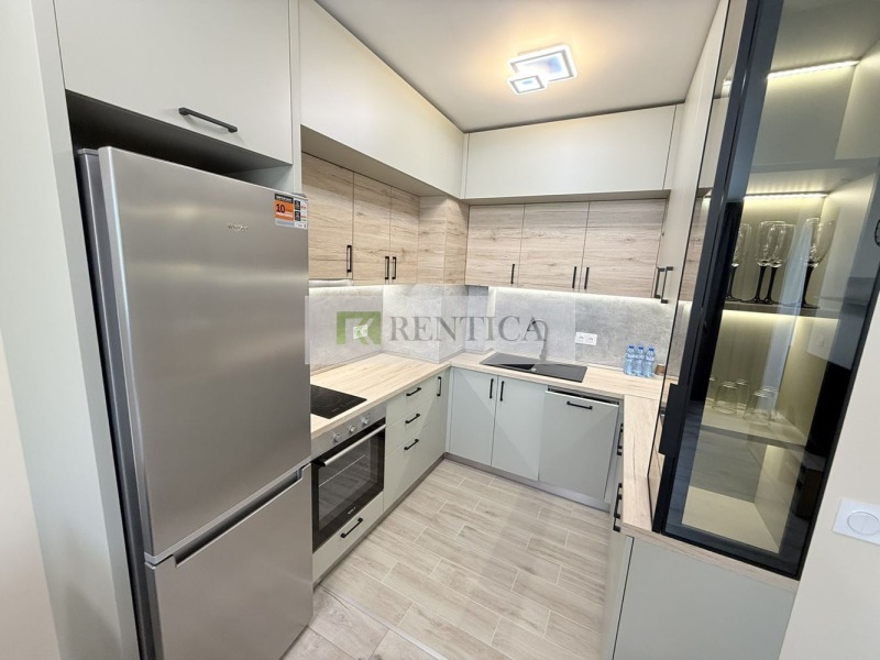 En renta  1 dormitorio Varna , Pobeda , 60 metros cuadrados | 44006051 - imagen [3]