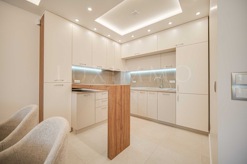 Дава под наем 4-СТАЕН, гр. София, Витоша, снимка 2 - Апартаменти - 53018522