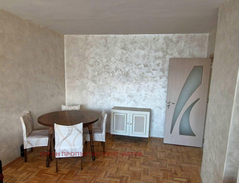 Дава под наем 2-СТАЕН, гр. Бургас, Изгрев, снимка 2 - Апартаменти - 52972222