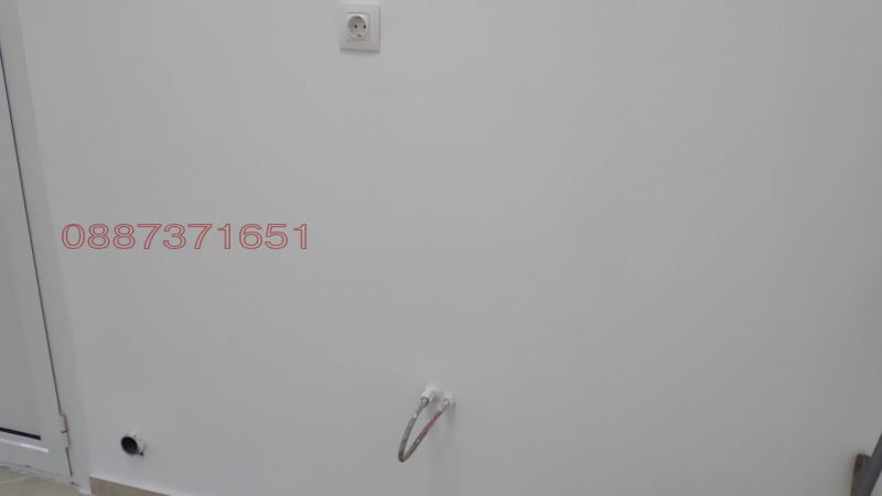 Дава под наем МАГАЗИН, гр. Варна, Лятно кино Тракия, снимка 11 - Магазини - 53059449