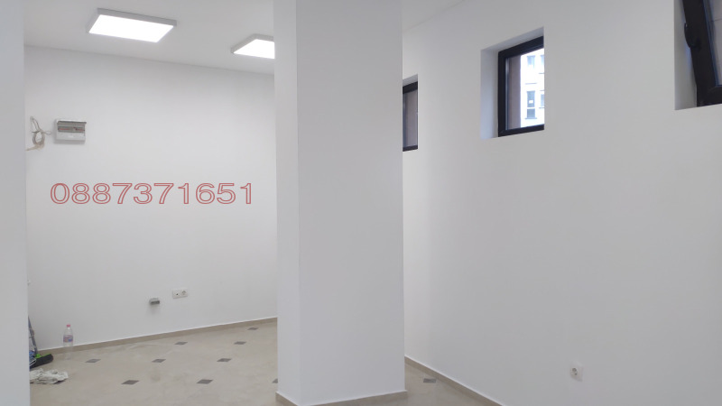 Дава под наем МАГАЗИН, гр. Варна, Лятно кино Тракия, снимка 8 - Магазини - 53059449