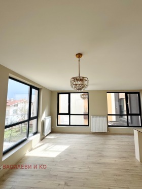 3 bedroom Darvenitsa, Sofia 9