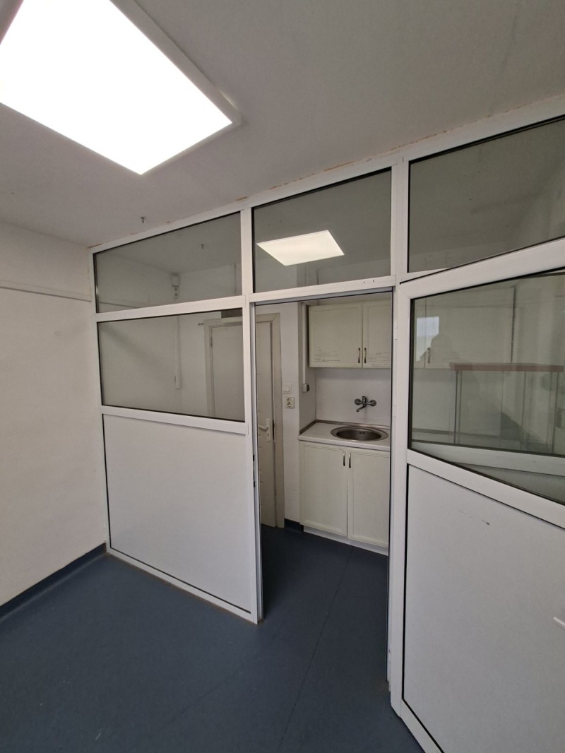 Дава под наем МАГАЗИН, гр. София, Дружба 2, снимка 10 - Магазини - 53275788