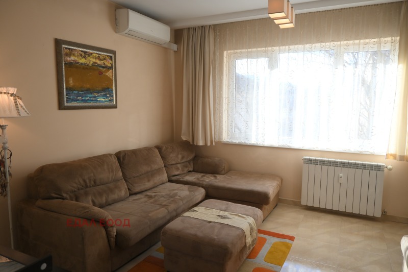 Дава под наем 3-СТАЕН, гр. София, Център, снимка 9 - Апартаменти - 52979774