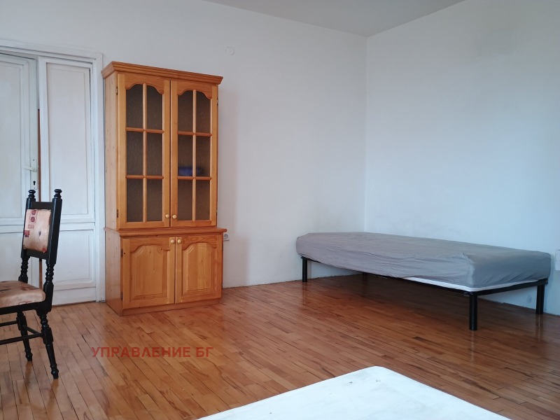 Дава под нем  2-стаен, град София, Младост 1 •  350 EUR • ID 24864096 — holmes.bg - [1] 