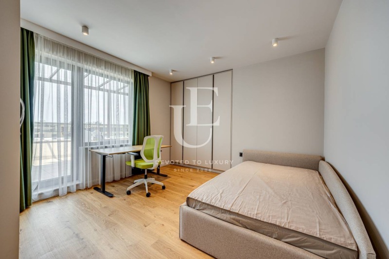 Zu vermieten  3 Schlafzimmer Sofia , Manastirski liwadi , 168 qm | 30173504 - Bild [7]