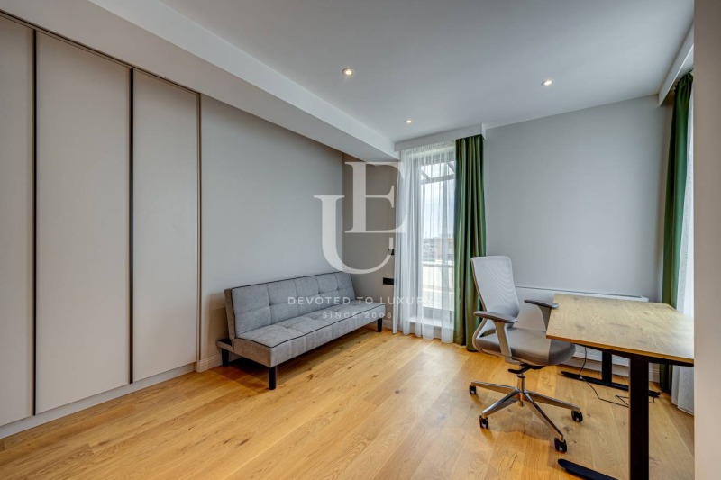 Zu vermieten  3 Schlafzimmer Sofia , Manastirski liwadi , 168 qm | 30173504 - Bild [8]