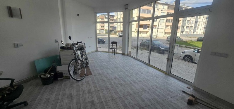 Дава под наем  Магазин град Кърджали , Възрожденци , 50 кв.м | 50820942