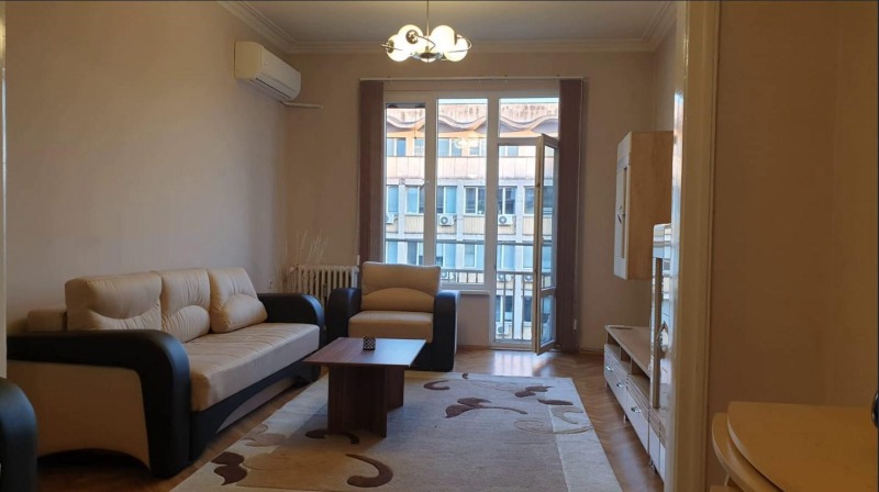 A louer  1 chambre Sofia , Tsentar , 95 m² | 86787508