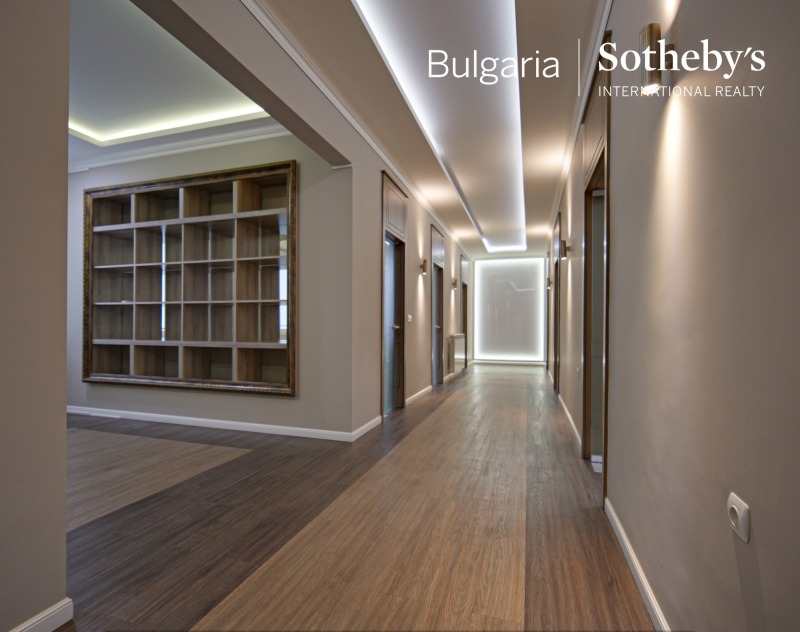 Te huur  Kantoor Sofia , Tsentar , 200 m² | 31401040