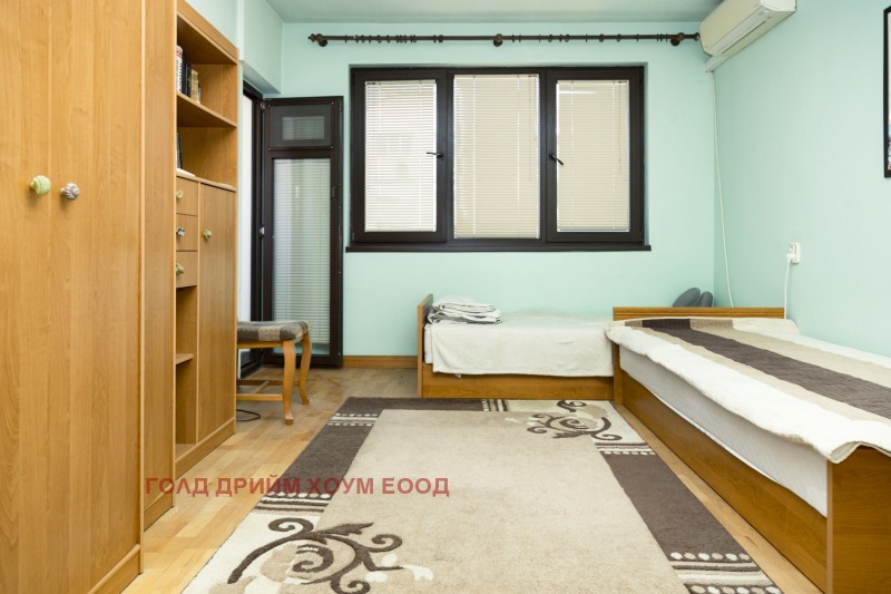 Da affittare  3+ camere da letto Burgas , Vazragdane , 125 mq | 57560795 - Immagine [6]