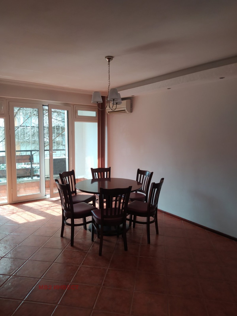 K pronájmu  Mezonet Sofia , Reduta , 200 m2 | 77517096 - obraz [14]