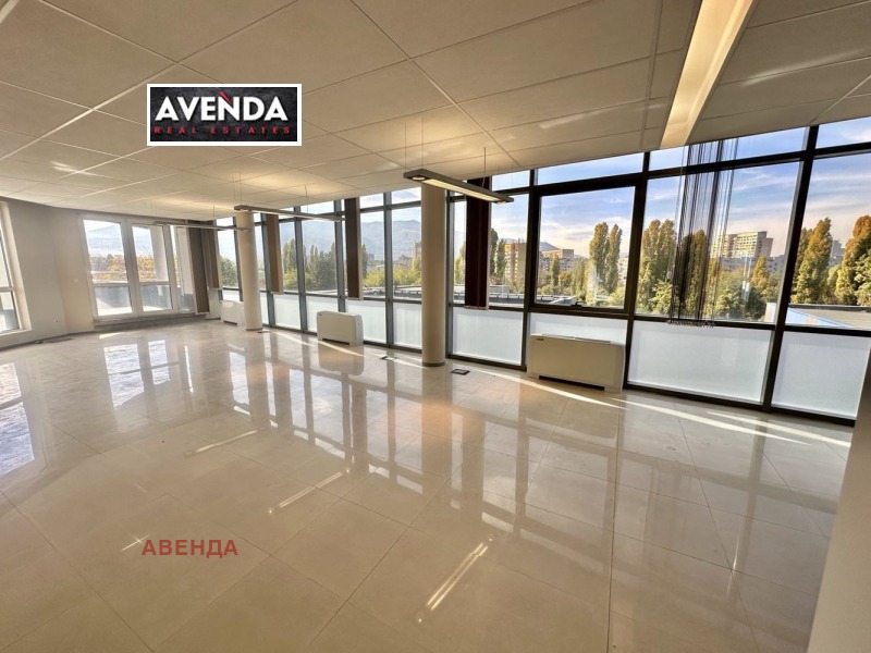 Te huur  Kantoor Sofia , Mladost 1 , 245 m² | 42911971 - afbeelding [2]