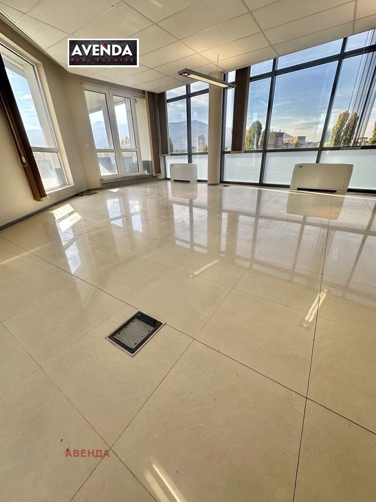 Te huur  Kantoor Sofia , Mladost 1 , 245 m² | 42911971 - afbeelding [6]