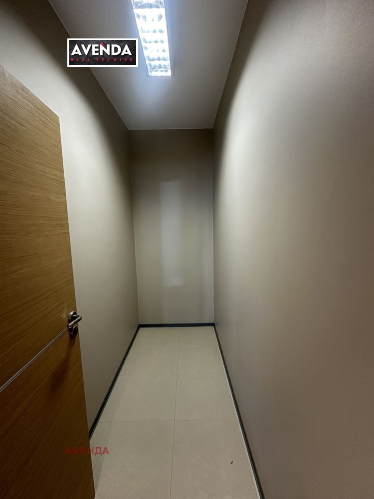 Te huur  Kantoor Sofia , Mladost 1 , 245 m² | 42911971 - afbeelding [10]