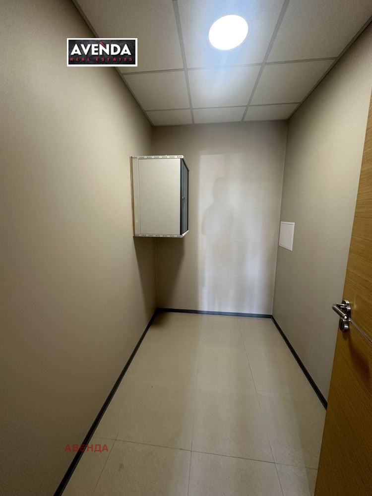 Te huur  Kantoor Sofia , Mladost 1 , 245 m² | 42911971 - afbeelding [9]