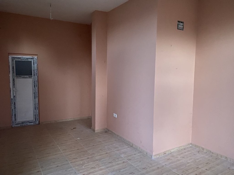 Til leje  Butik Kardzhali , Vazrozhdentsi , 30 kvm | 66227912 - billede [4]