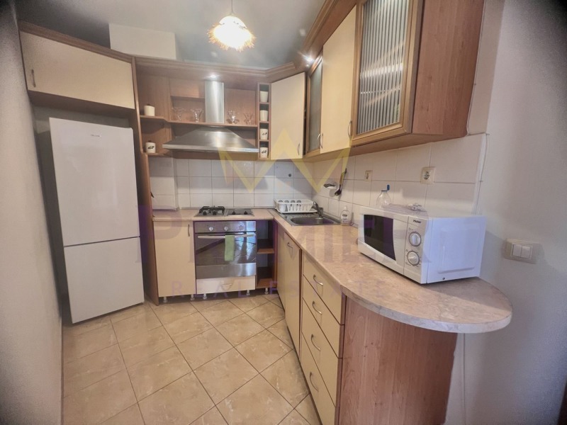 Под наем 3-СТАЕН, град Варна, Гръцка махала • 665 € / 1300.63 лв. • 49115275 1