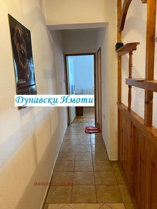 Дава под наем 3-СТАЕН, гр. Русе, Ялта, снимка 6 - Апартаменти - 56362003