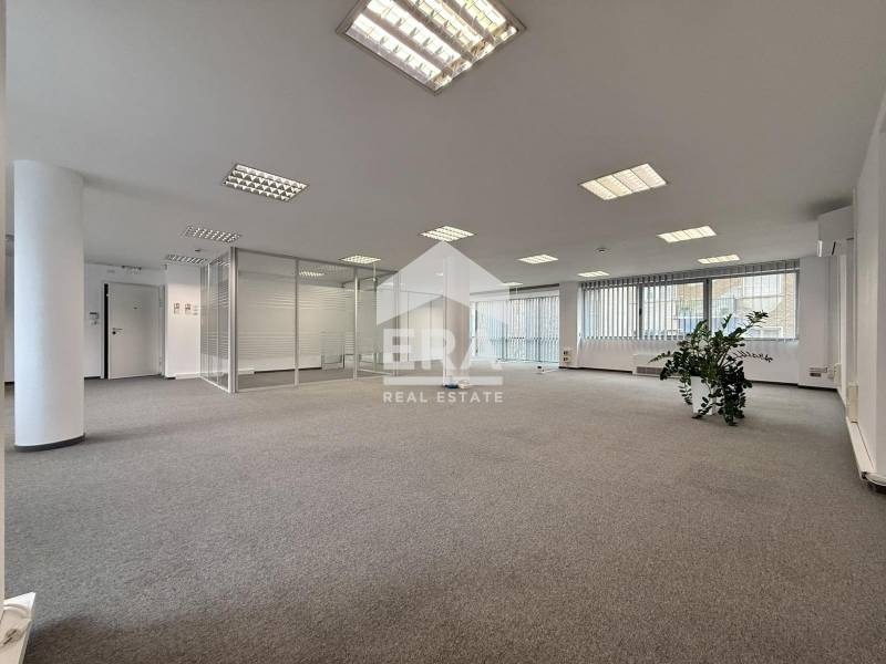 Дава под наем ОФИС, гр. София, Център, снимка 2 - Офиси - 54327341